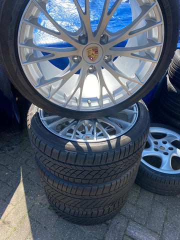 Porsche 996/997/991 -19"sportvelgen met winterbanden