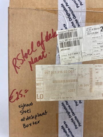 Porsche 997 - r.stoel afdekplaat