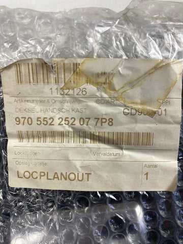 Porsche panamera - dashboardkastje