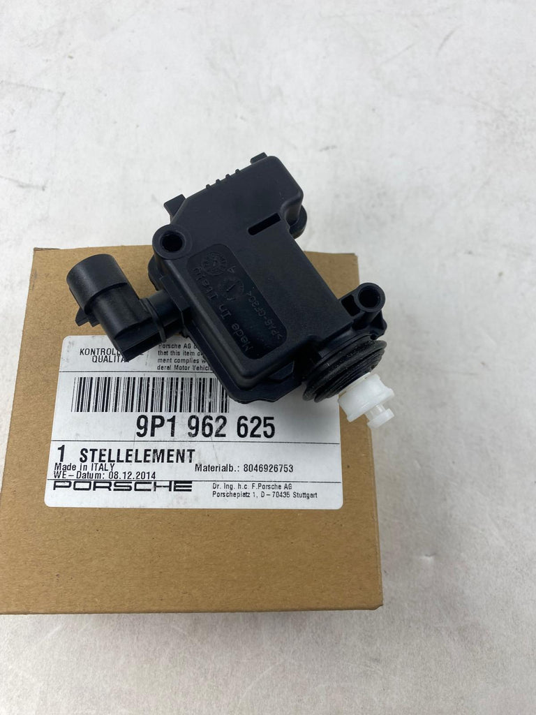 Porsche macan - benzineklep motortje
