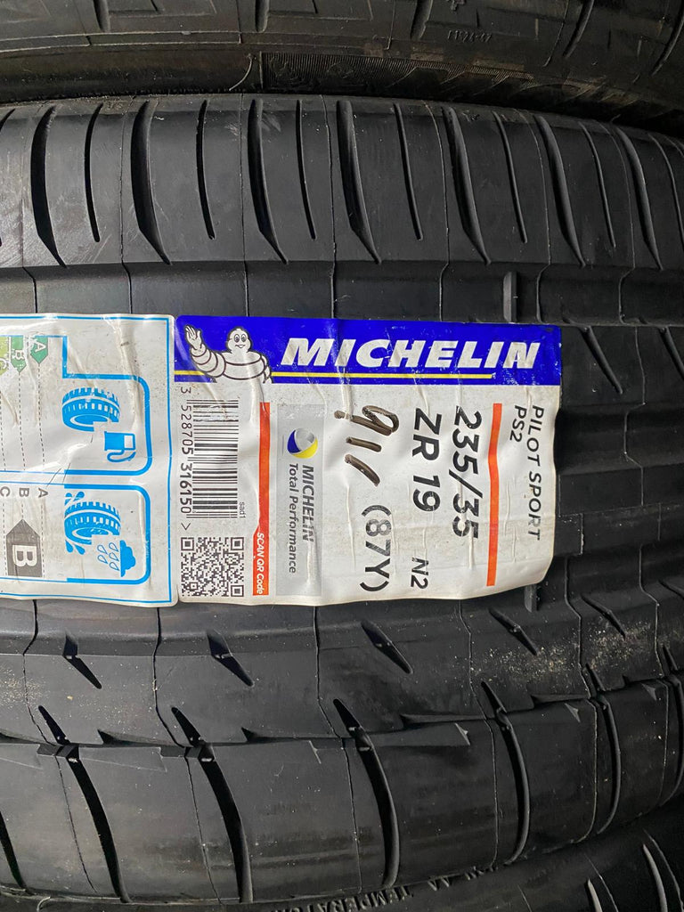 Porsche 997 - band 235/35-19 Michelin
