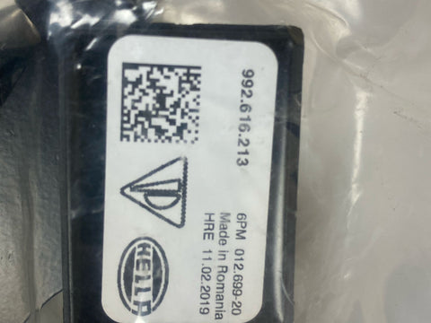 Porsche 991 / 992 - links hoogte sensor